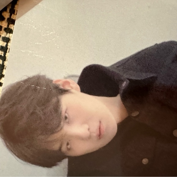 Official BTS Love Yourself Album Rolled Poster - Picture 3 of 4